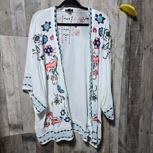 Curations White Floral Embroidered Kimono Cardigan M/L Boho Cottagecore Fairy